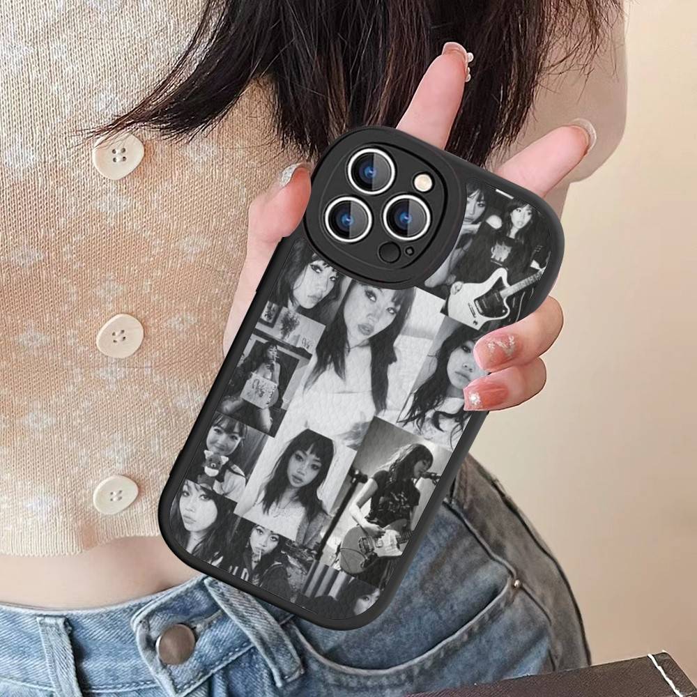 Singer B-Beabadoobee For IPhone 16 15 14 13 12 11 Pro Max Plus Leather Phone Case
