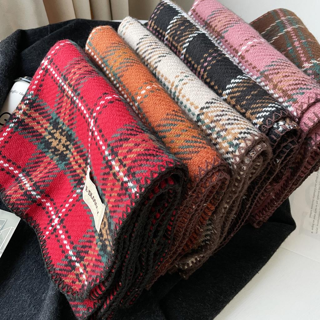 Imitation Cashmere Plaid Shawl Women's Winter High-end Atmosphere Black Scarf Triangular Hemming Head Shawl