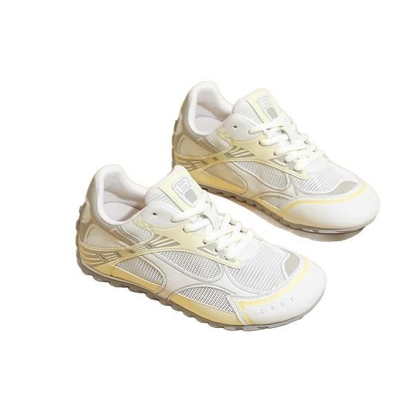 Кожаная сетчатая дышащая обувь Forrest Gump женская 2025 лето новая мягкая подошва внутренняя высота увеличение универсальная сетчатая обувь обувь для тренировок балетом