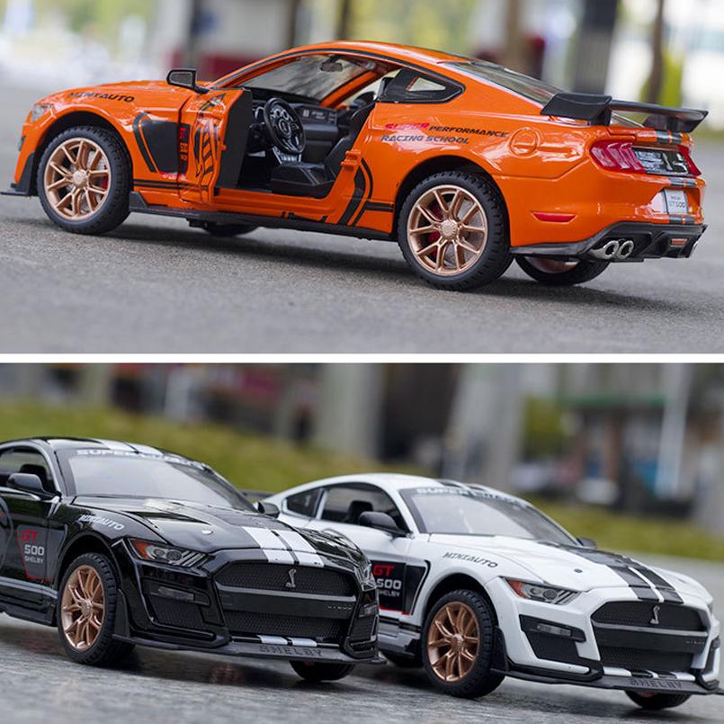 Масштаб 1/24 Mustang Shelby GT500, литая под давлением модель автомобиля, игрушечный автомобиль с откатным механизмом, звуком и светом для детей, коллекция подарков для мальчиков и девочек