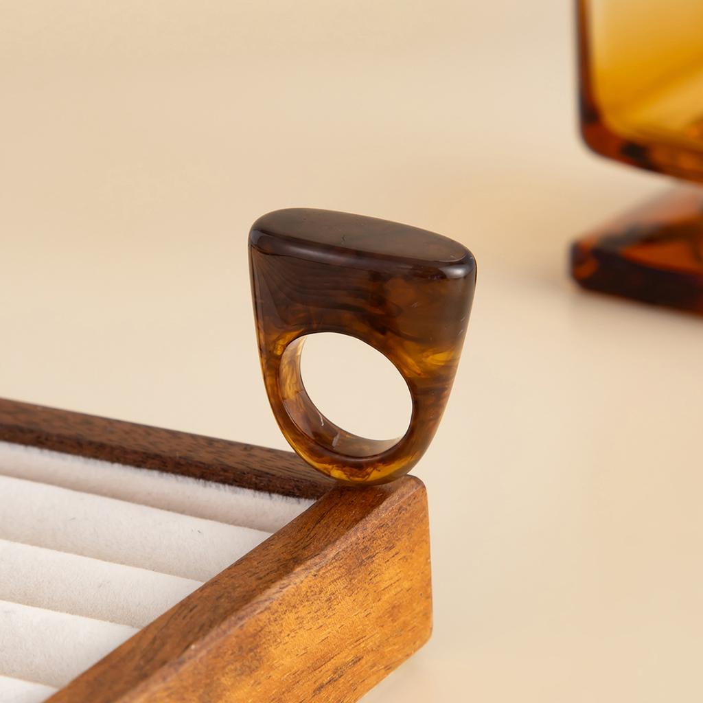 Модное градиентное кольцо из смолы с квадратной и треугольной огранкой, дизайнерское кольцо-лента в форме женской сумочки, повседневные минималистичные украшения в стиле INS