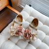 2024 Детские кожаные туфли для девочек, осень, новые, принцесса, модные, корейский стиль, милые цветы, мягкая подошва, универсальные туфли