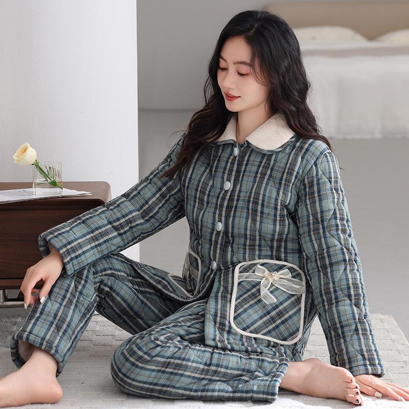 Winter pajamas women's new woven plaid clip padded jacket three-layer warm suit velvet thickened outer wear loungewear