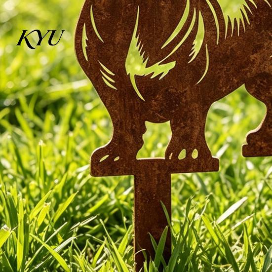 Outdoor Lawn Ornament Metal Dachshund Garden Stake, Rusty Animal Silhouette Decorative Yard Stake Art for Outside Lawn, Pathway, Patio, Flower