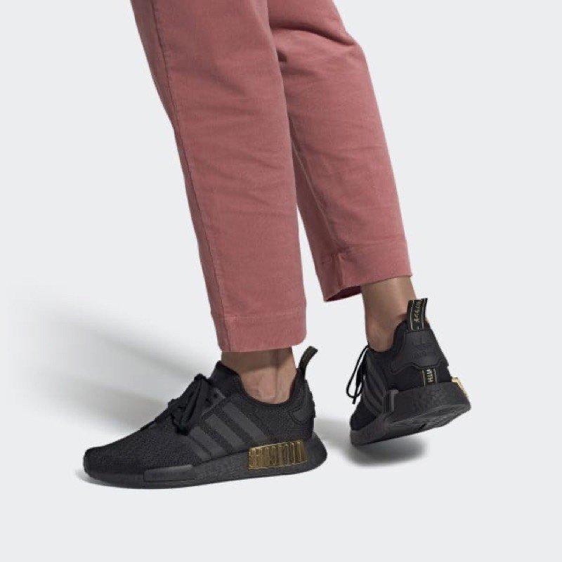 adidas Женские кроссовки NMD_R1 'Black Gold Metallic' Женские FV1787