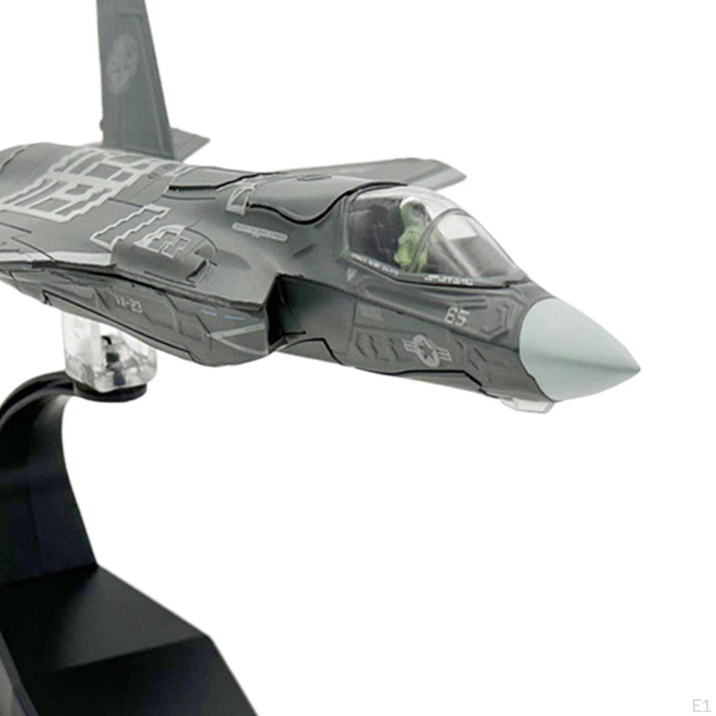Модель самолета Литой металл 1:72 Сувенир с подставкой Обтекаемый корпус Истребитель