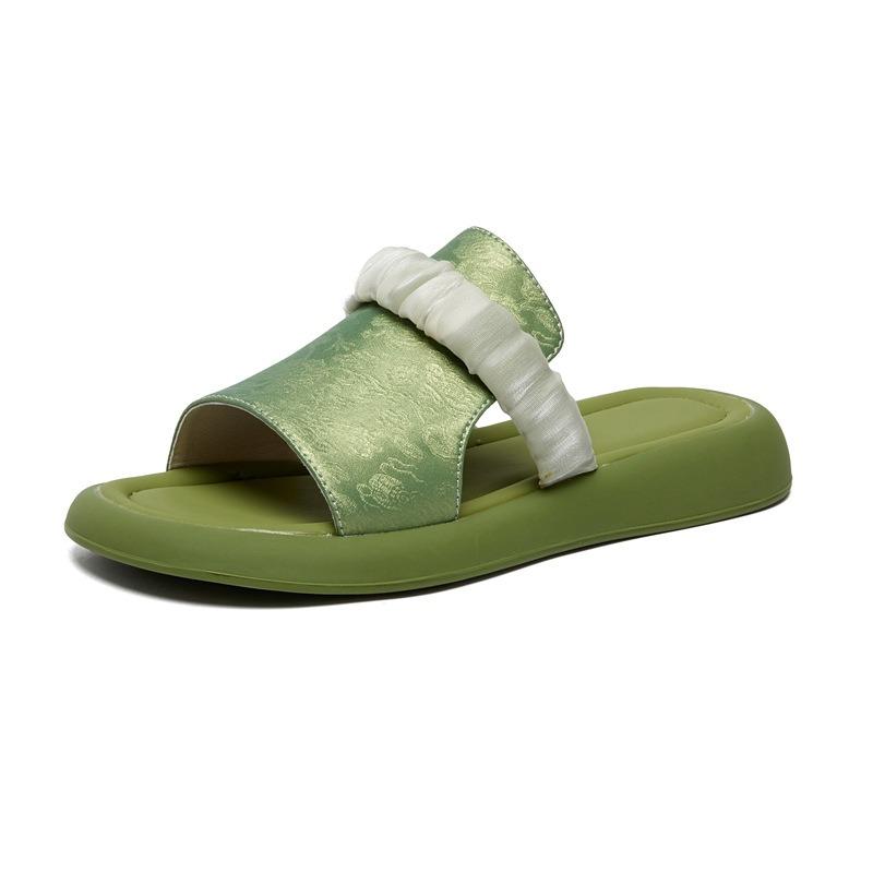 Кожаные сандалии-тапочки с толстой подошвой