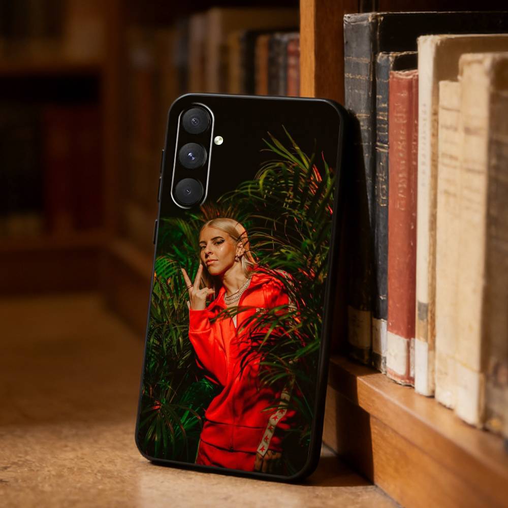 Singer Young M-Miko Phone Case For Samsung S26,S25,S24,S23,S22,S21,Ultra,Plus,FE Black Soft Cover
