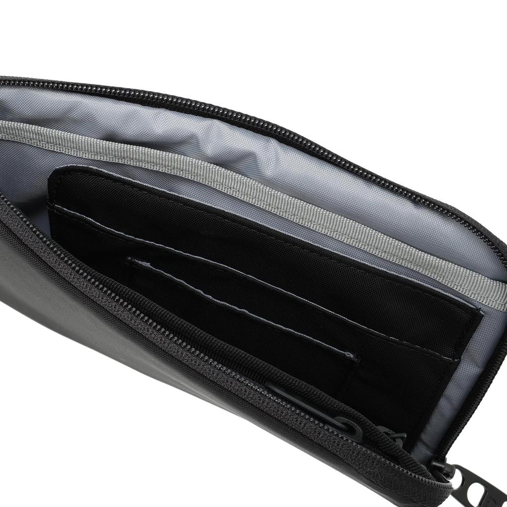 Bermas Multi-Wallet Travel Multi-Wallet Travel Pouch 60479-10