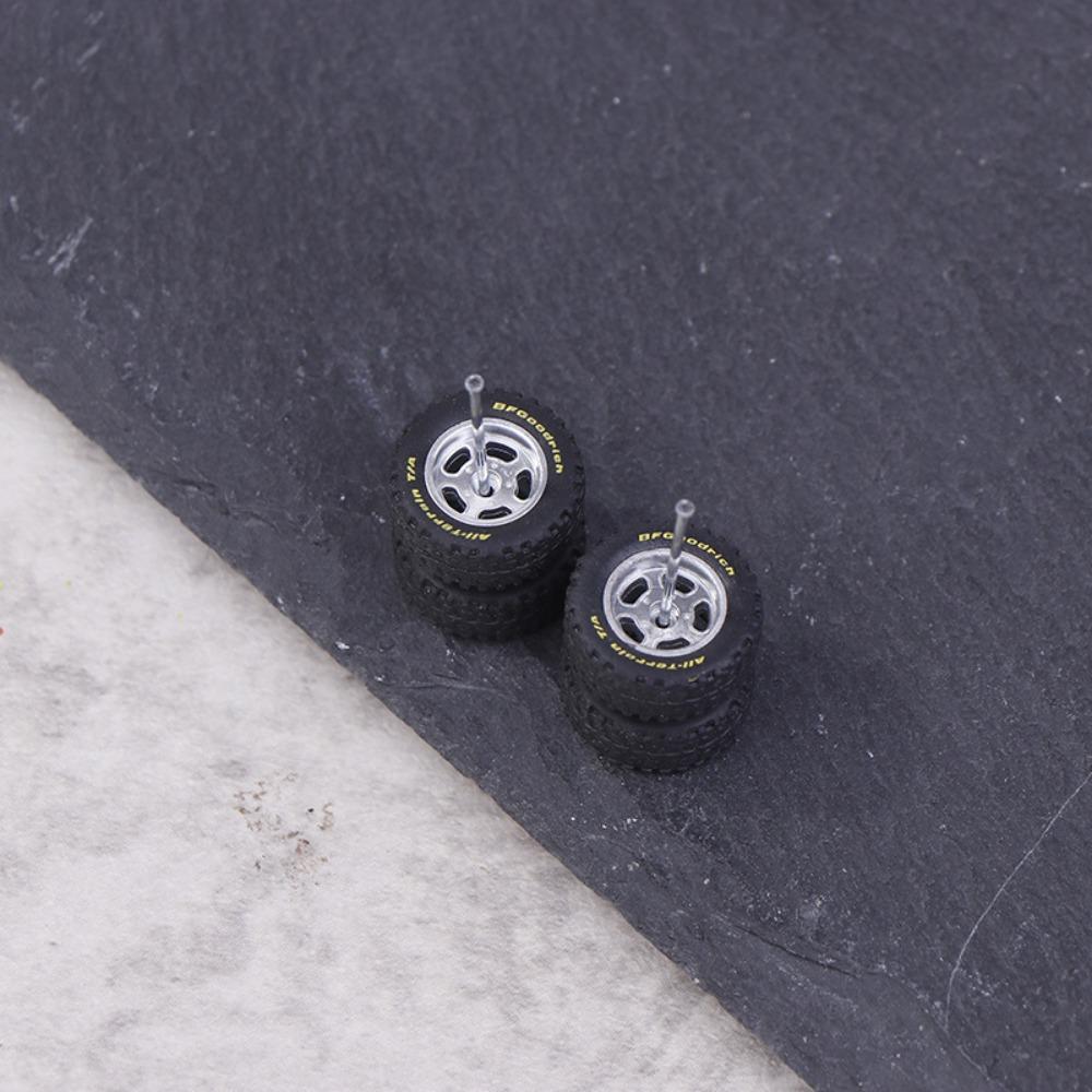 1Set 1/64 Remote Control Car Modified Tires Plastic Rubber Tires Diecast Alloy Car Hub