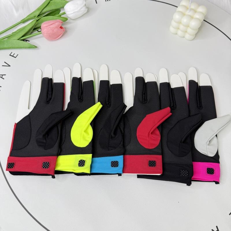 Professional Billiard Snooker Gloves, Three-Finger Exposed Thin Breathable Non-Slip Single Left Hand Glove