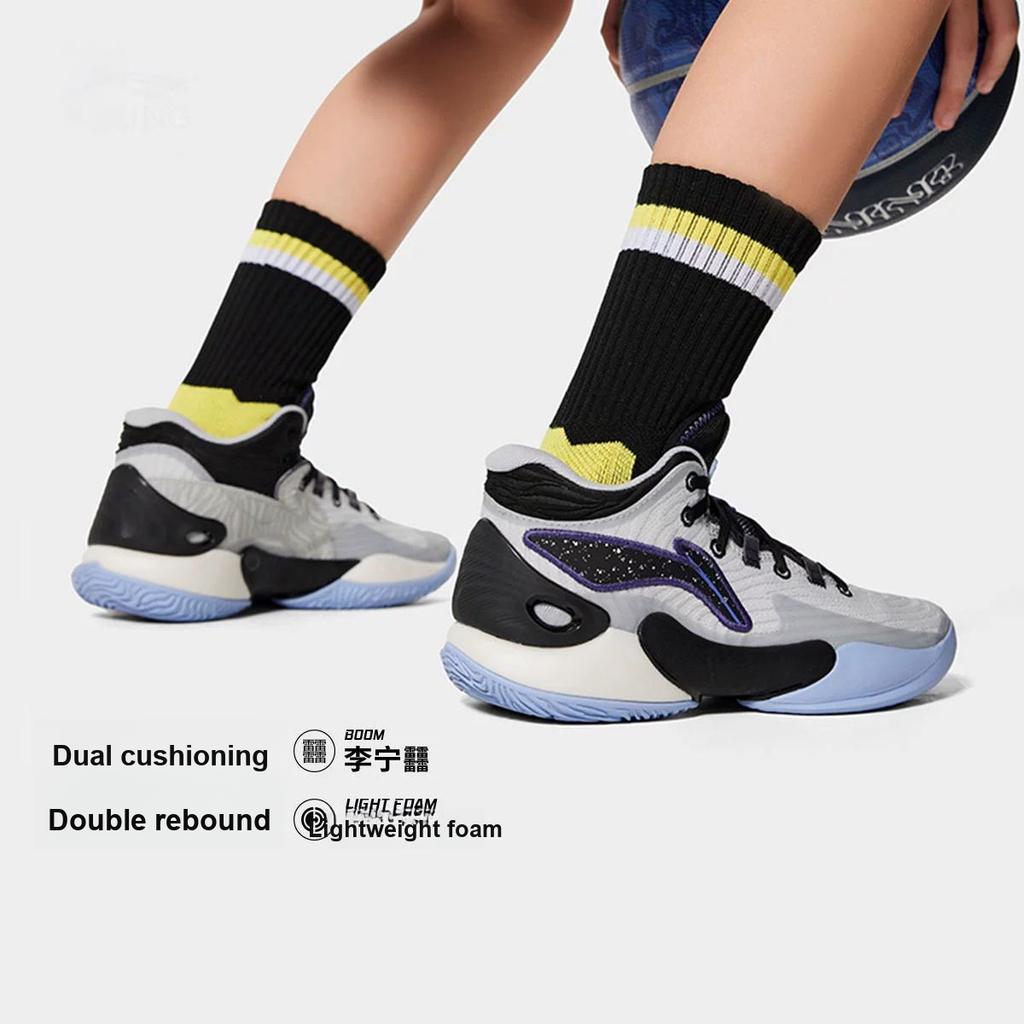 Баскетбольные кроссовки Li Ning YOUNG 18, удобные, амортизирующие, прочные, средней высоты, детские, цвет черный, серый, синий YKBU062-1