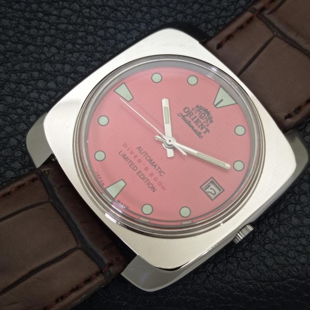 USED AUTOMATIC 46941 VINTAGE ORIENT JAPAN MENS PEACH COLOR DIAL WATCH A702222-5 R123-a702222