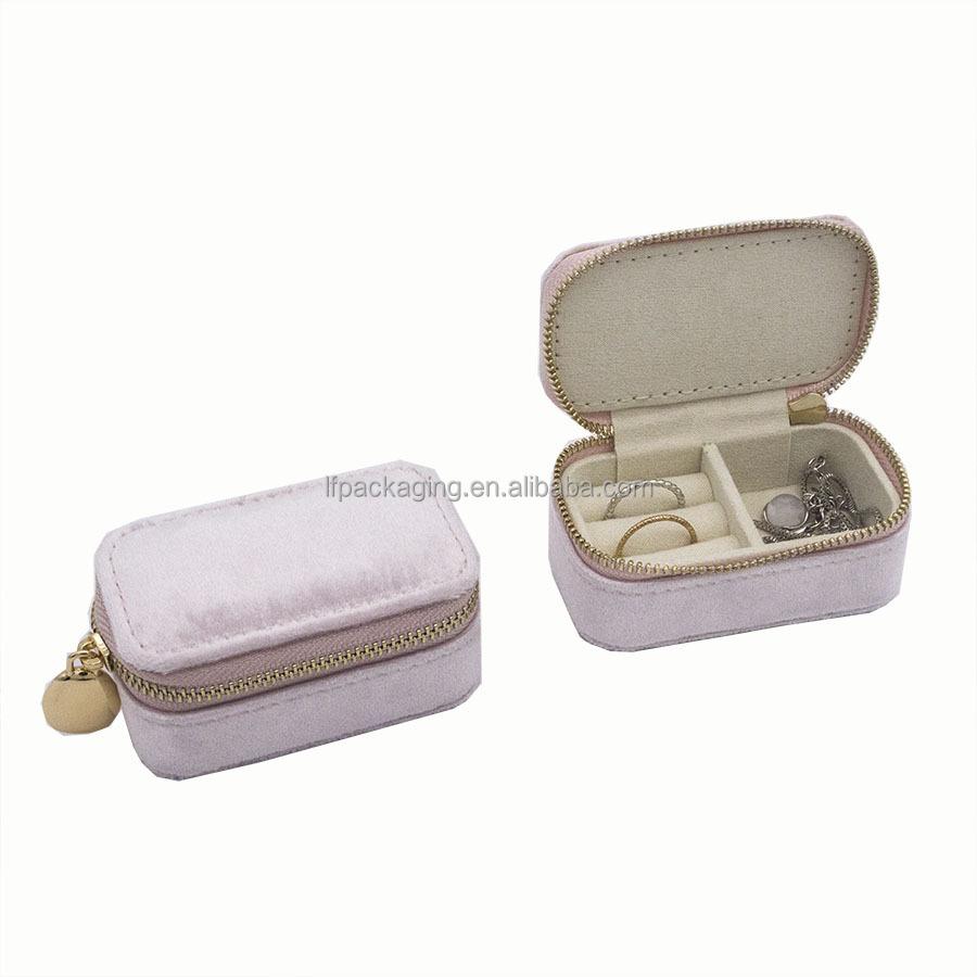 Mini Jewelry Box for Travel Custom Eye-catching Travel Rings Necklace Bracelet Jewelry Case fancy luxury jewelry box