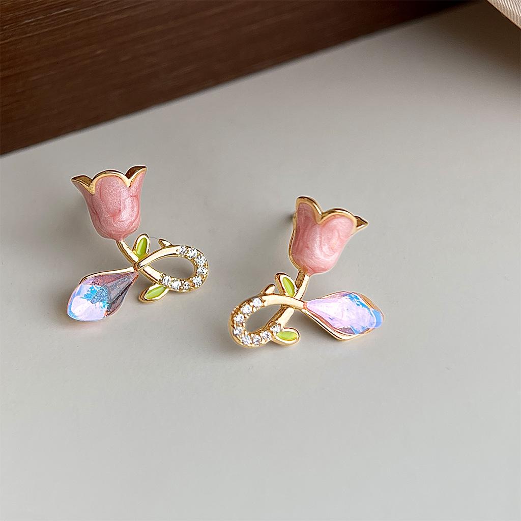 Серебряные серьги-гвоздики в стиле французского кантри с цирконом в форме тюльпана - Свежие, Милые, Универсальные украшения