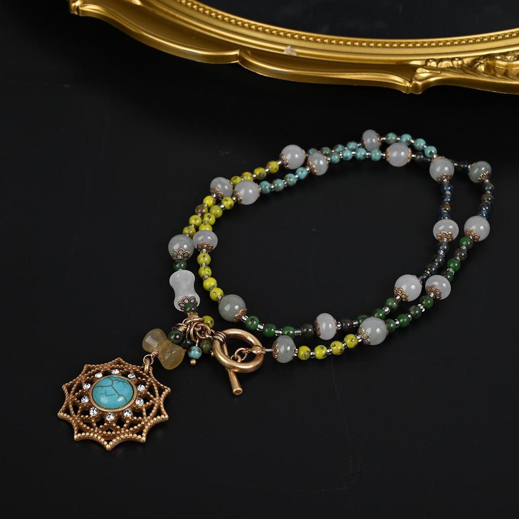 Натуральный бирюзовый кулон в виде солнца, чокер