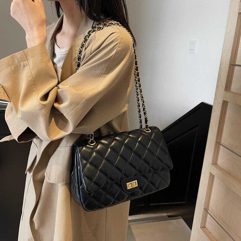Bag Women's Messenger Bag New Large-capacity Shoulder Bag Chain Bag