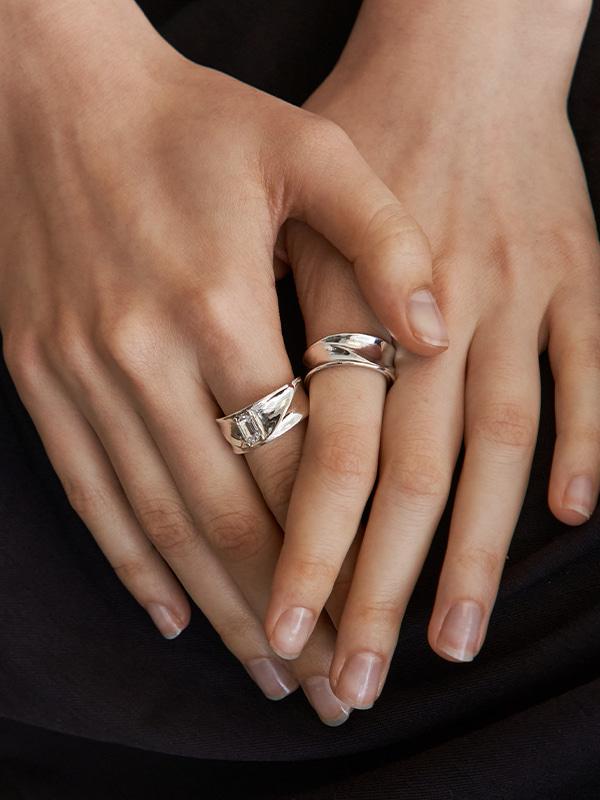 Flit Sand Dune Stone Ring (Clear Quartz)