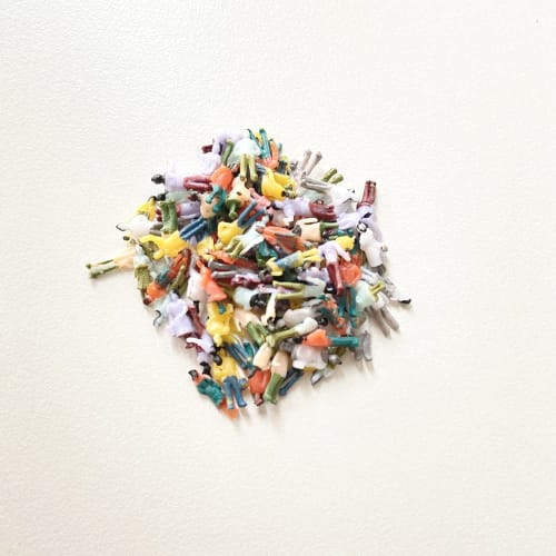 Freell N Gauge 1/150 Miniature Figures, Random Set of 100, for Railway Models, Dioramas, and Diorama Designs, Standing and Sitting Poses, Layouts, and