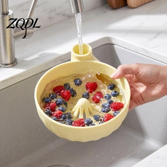 Wash And Drain Gadget Self-Spinning Berry Swirl Bowl, Food-Grade Silicone Vortex Fruit Colander with Built-in Portable Rinse Basin for Cleaning Grapes