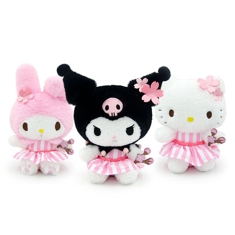 Коллекция плюшевых кукол Sanrio Hello Kitty, My Melody и Kuromi 'Цветение сакуры'