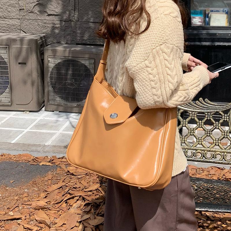 Vintage Oily Leather Niche Design Women's Bag Korean Autumn and Winter New Design Versatile One-shoulder Tote Bag Large Size Capacity Crossbody Bag