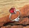 Кольцо с красным цирконом, кольцо в форме сердца, серебряные украшения, эффектное кольцо, серебро 925 пробы, женское кольцо