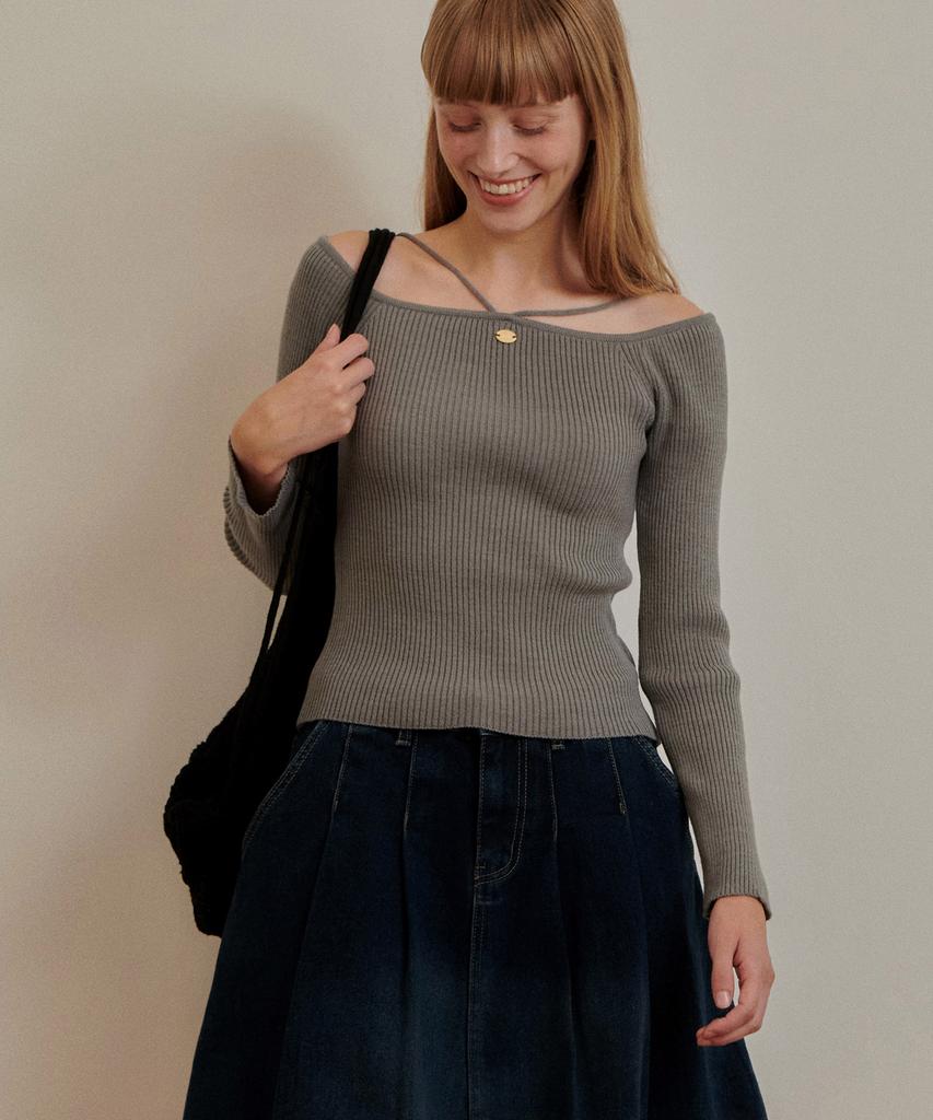 PANDORAFIT Haupy Off-Shoulder Knit
