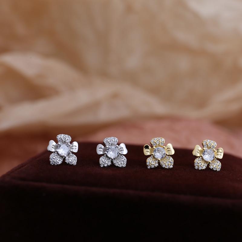 Серьги-цветы с пятью лепестками бриллиантов для женщин, новый стиль, универсальный дизайн, легкие роскошные серьги
