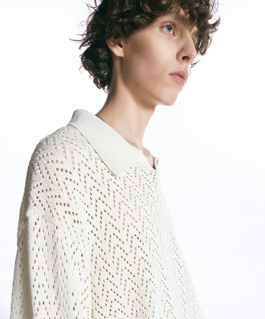 INSILENCE Open Collar Knit Cream