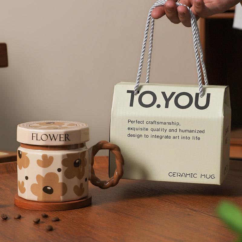 Creative Retro Ceramic High-Value Drinking Cup Light Luxury Gift With Lid Coffee Cup Personalized Cup
