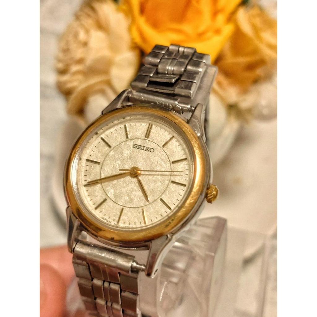 Рабочий товар SEIKO Seiko женские часы золотой серебряный комбинированный цвет оригинальный ремешок Винтаж
