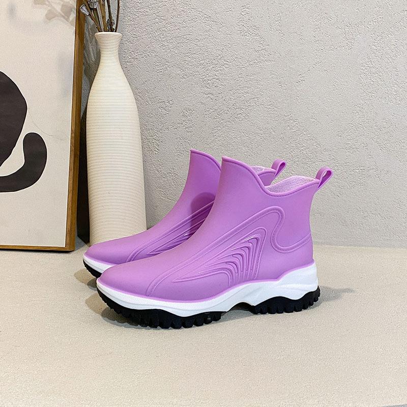 Women's Rain Boots Fashionable Outdoor Rain Boots Short Tube Summer Water Shoes Waterproof Non-slip Kitchen Work Shoes Rainy Day Women's Shoes