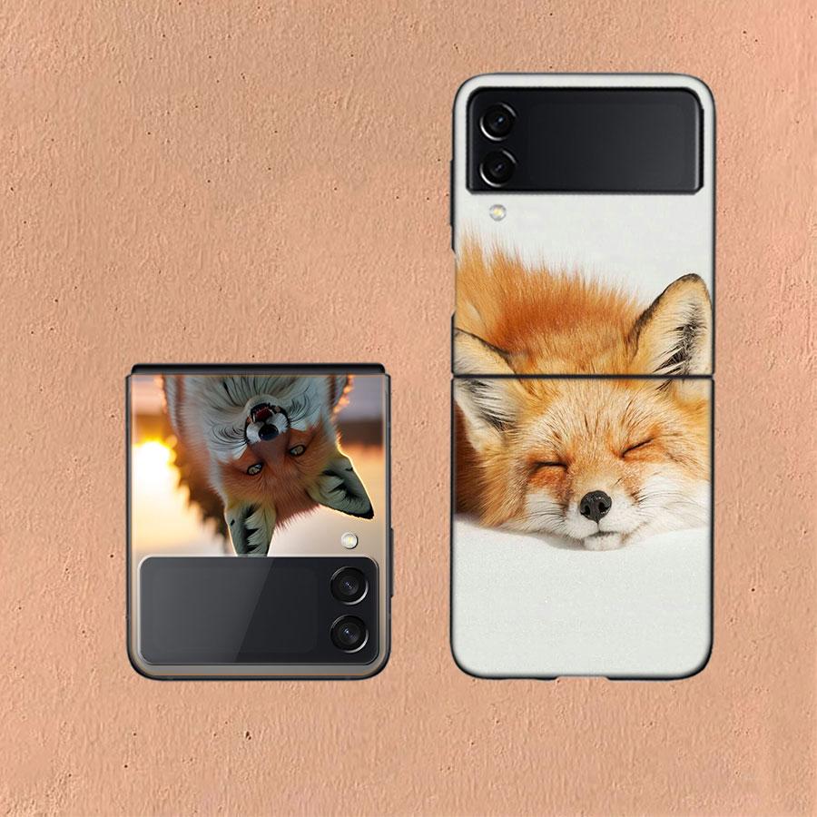 The Red Fox in Winter Ice and Snow Coque For Samsung Z Flip7 6 Galaxy Case Shockproof Z Flip5 Z Flip3 4 5G Hard Cover Phone TPU