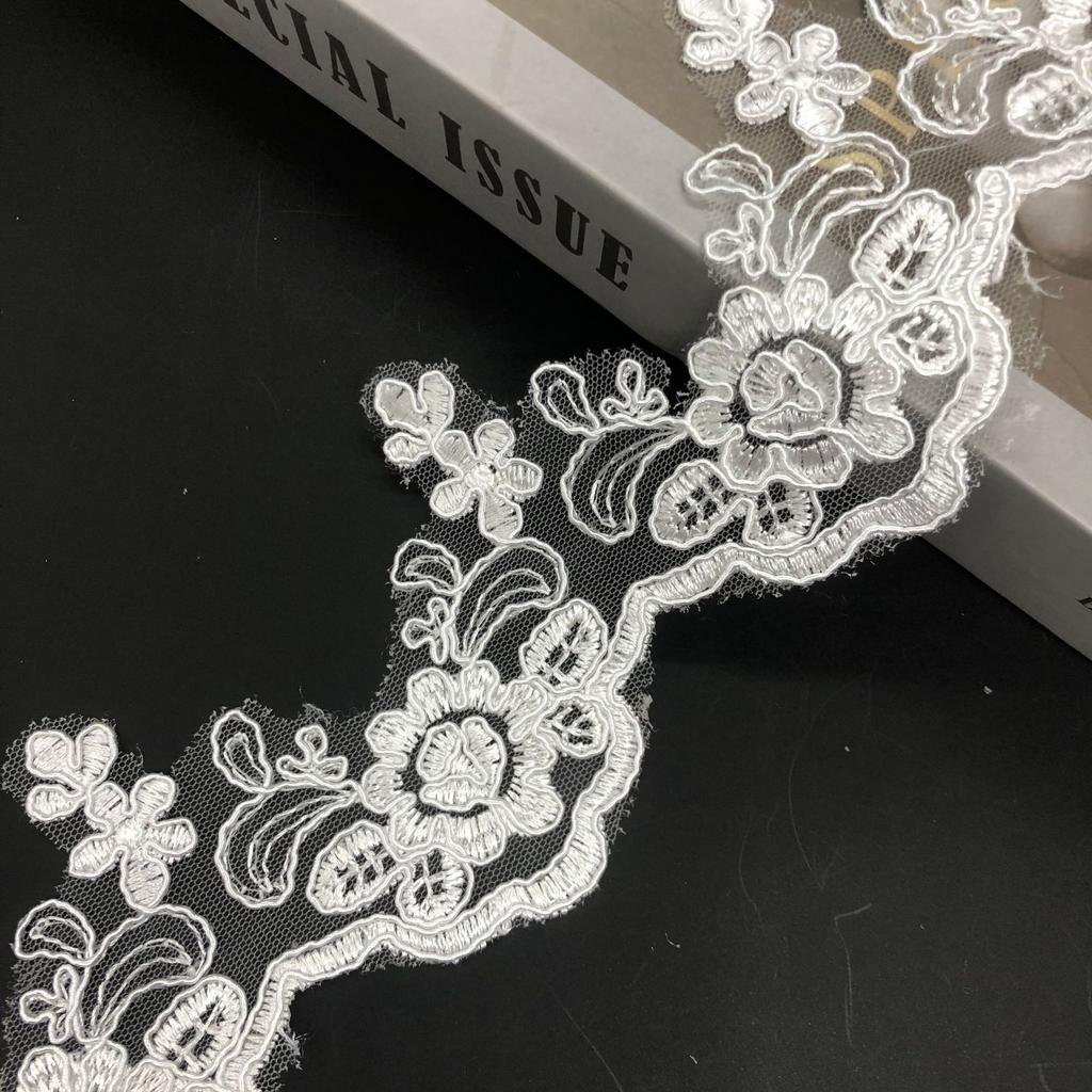 Decorative Strip Flower Book White Car Bone Lace Barcode Lace Wedding Dress Headgear Head Jewelry Clothing Accessories Fabric