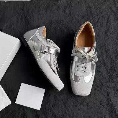 Модная британская кожаная женская обувь Внунее увеличение высоты 3 см Ретро квадратный носок Пряжка на ремне Одинарная обувь Дизайнерская