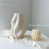 Nude Artificial Lily Flower Arrangement for Living Room Decor - High-End Vase Ornaments & Floral Art Props