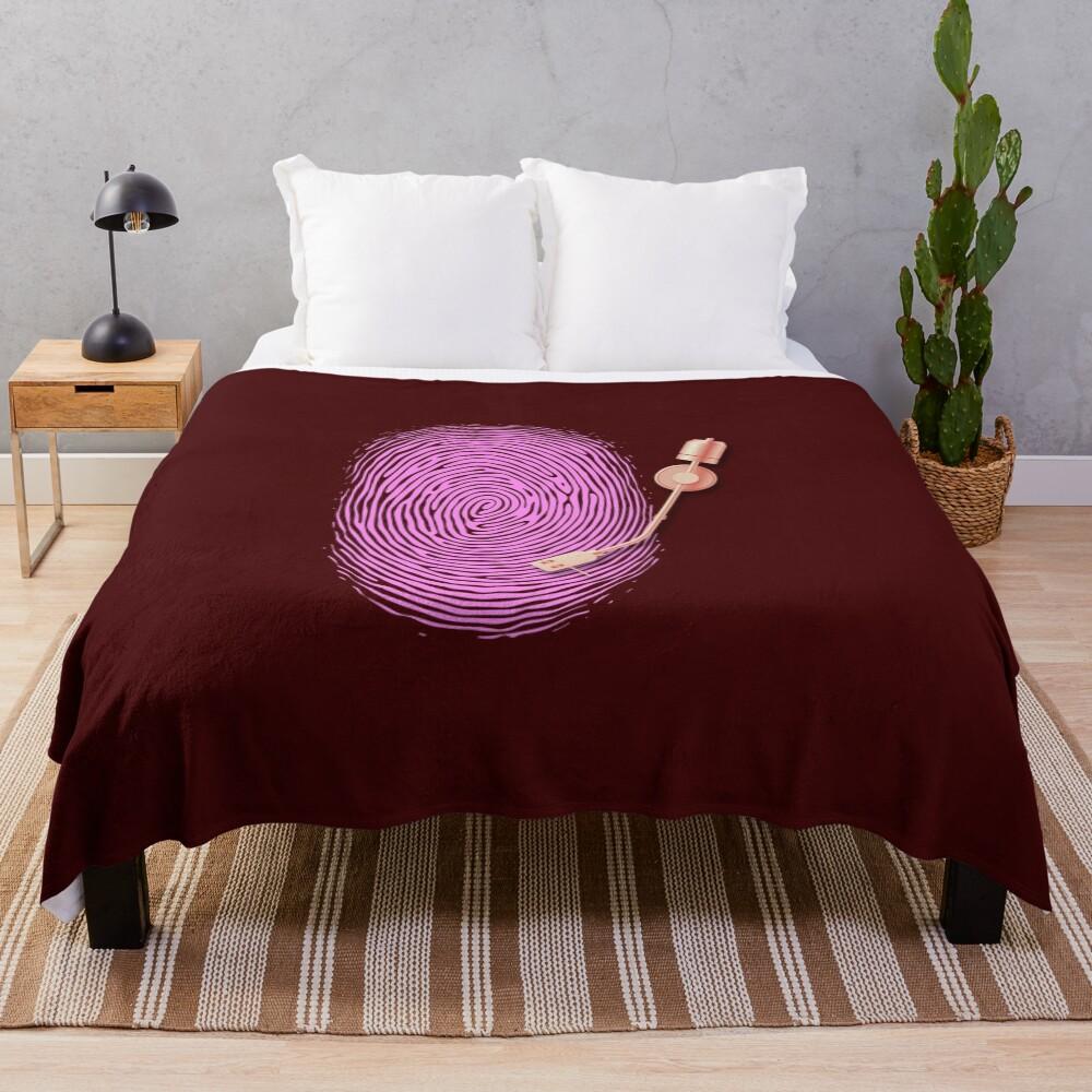SOUND IMPRESSION - PINK Throw Blanket