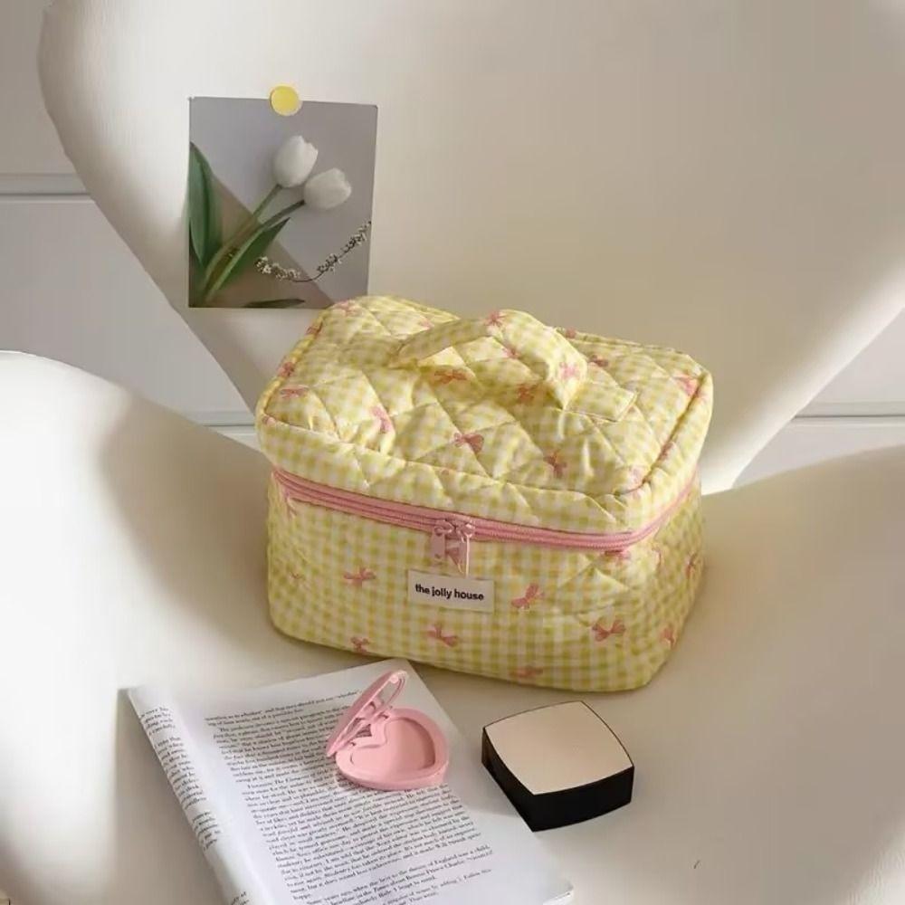 Korean Style Lattice Cosmetic Bag Large Capacity Portable Makeup Bag Sweet Cute Storage Bag Girls