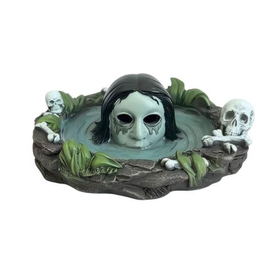 yangyizhi Halloween Scary Ghost Ashtray, Spooky Resin Water Skull Ash Tray for Living Room, Home Office Desk Decor