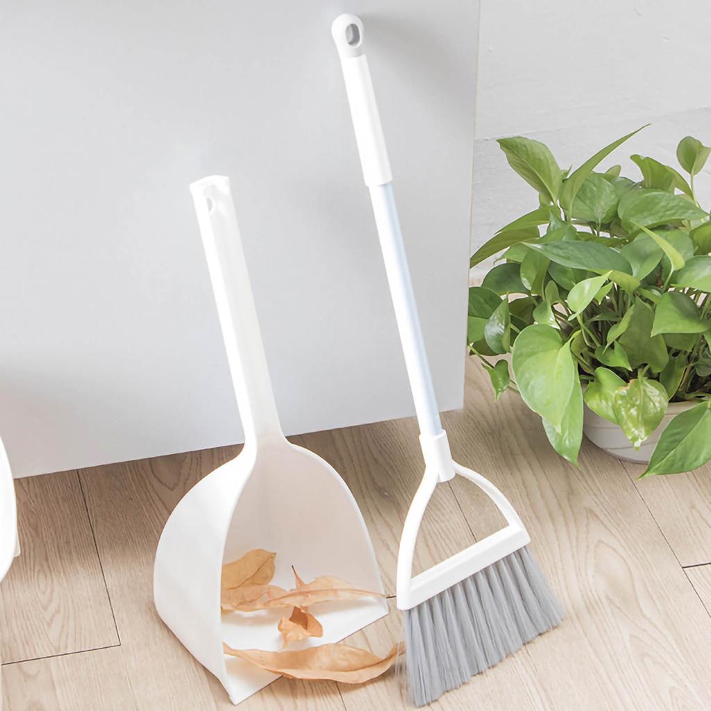 Kids Dustpan Set Soft  Plastic Small Broom Dustpan For Baby Kids Toys Kindergarten Plastic Kids Dustpan Set Broom Dustpan
