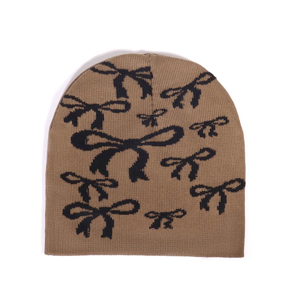 Hat Fashion Knitted With Butterfly Knot Embroidery Design For Daily Outdoor