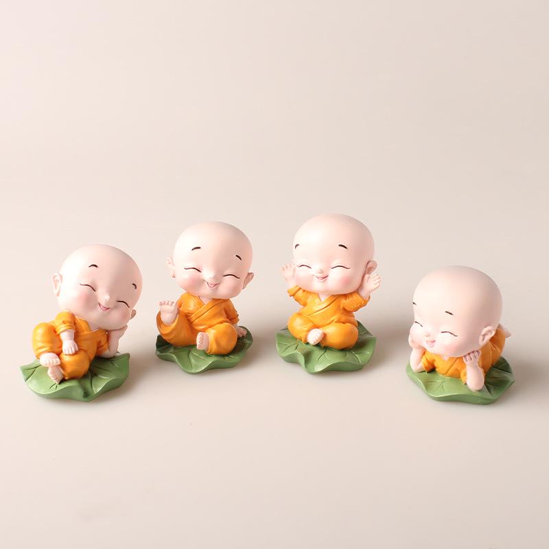 Дзен-декор автомобиля: Набор из четырех украшений в виде качающейся головы монаха для украшения интерьера