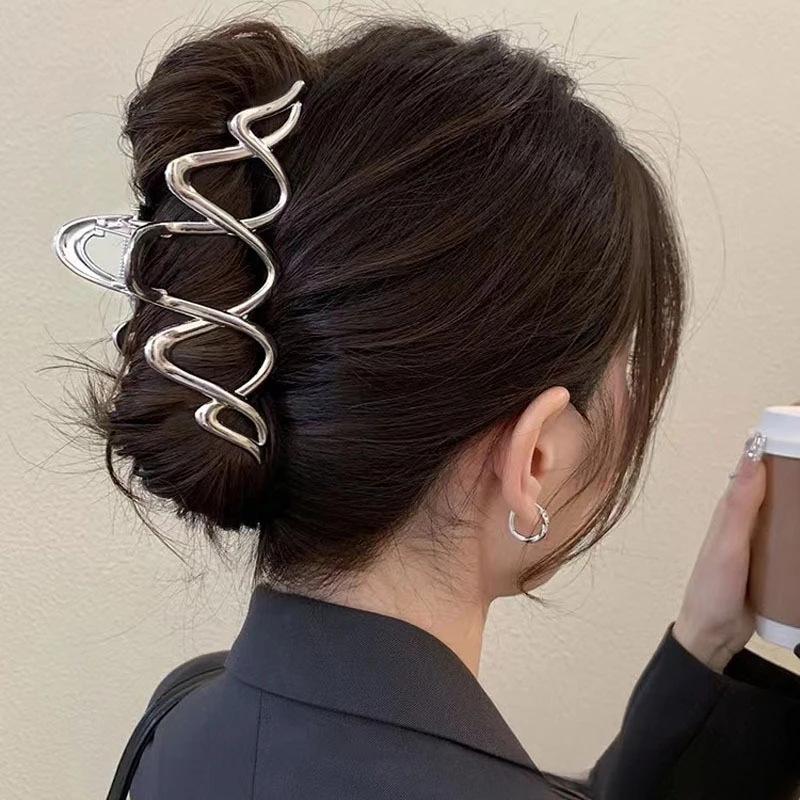 Elegant Korean Double Wave Metal Shark Hair Claw Clip