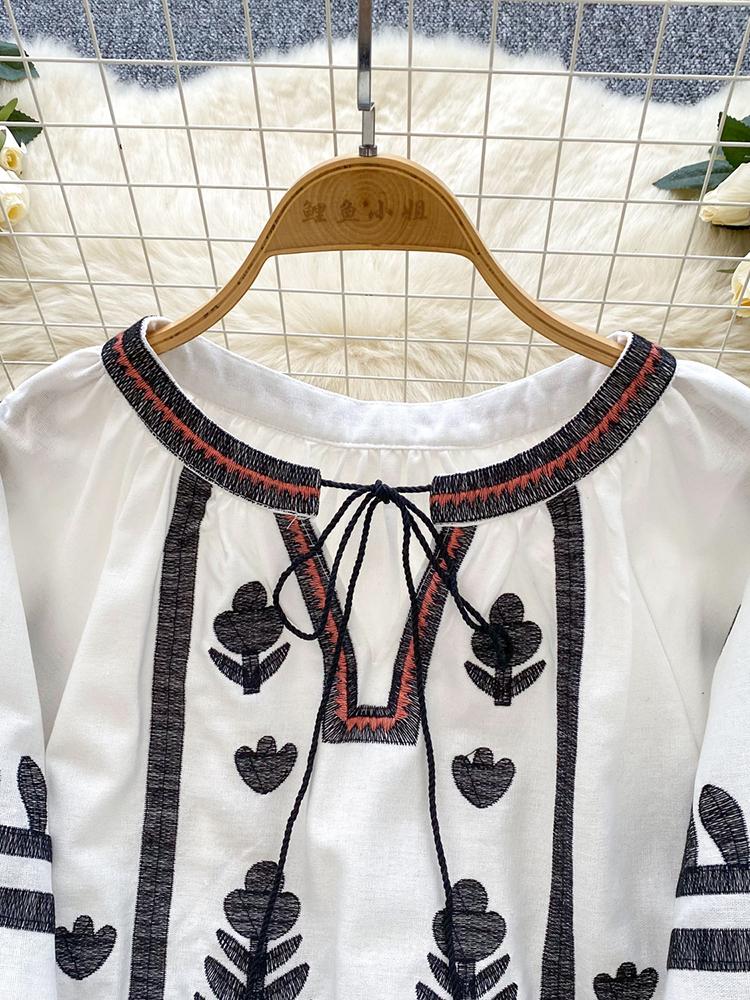 Весна Осень Новая Винтажная Рубашка с Рукавами-Фонариками Женская Вышитая Круглый Вырез Ремешок Свободная Повседневная Блузка Топ