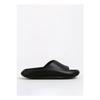 Черные мужские пляжные тапочки Sassa