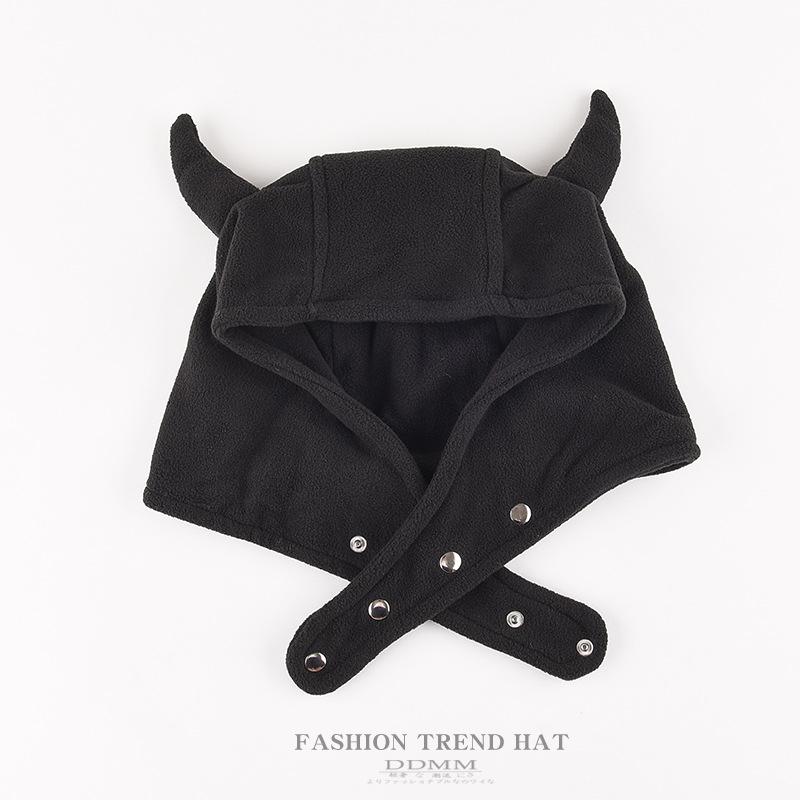Осенне-зимняя теплая шапка Yabbie Imp Ears Lei Feng для мужчин и женщин из коровьего рога, панк-защита для ушей, на Хэллоуин
