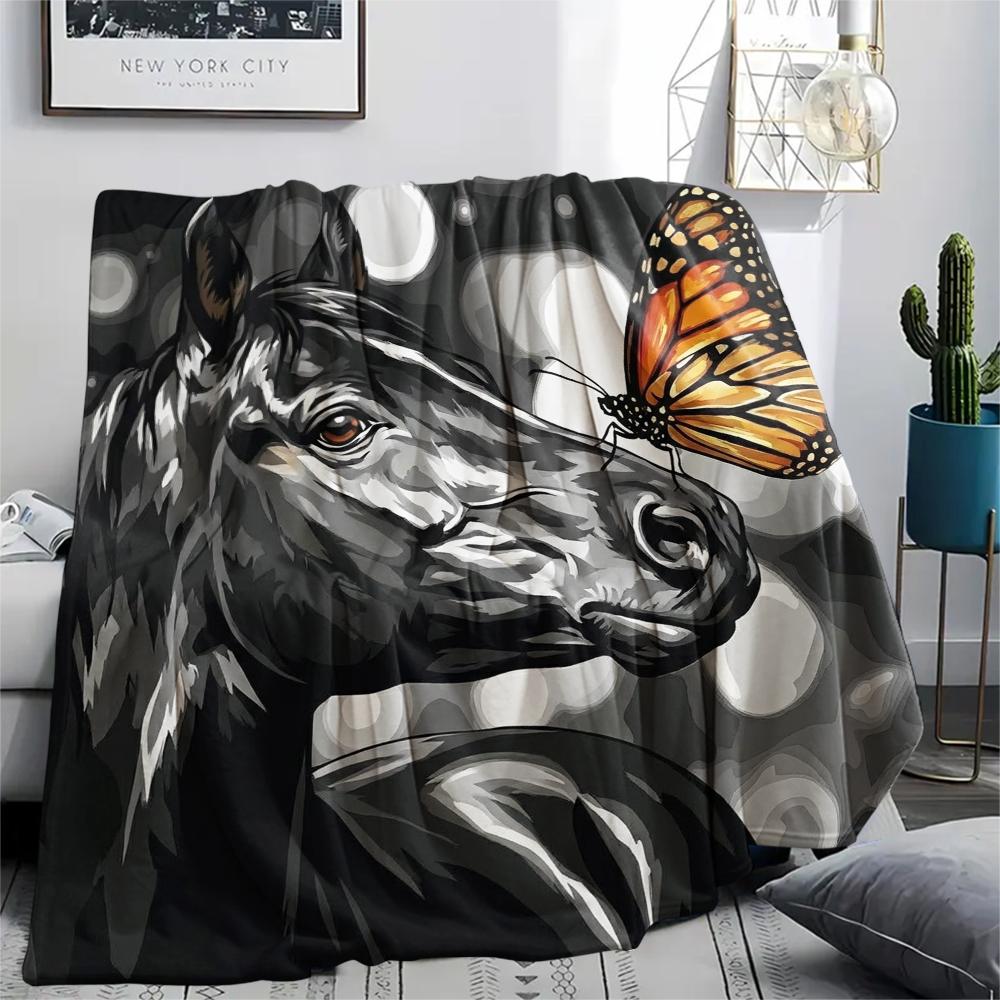 1PC Watercolor Animal Art Print Flannel Blanket, High quality All Seasons, Home Decor, Warmth and Comfort, Perfect for Christmas Gifts