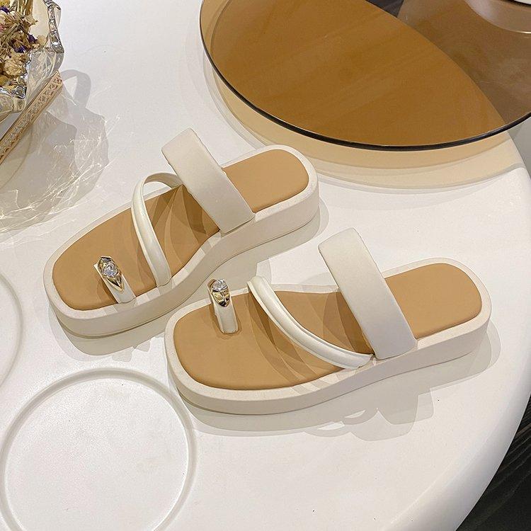 Сандалии женские Net Red Sponge Cake, лето 2024, новые толстые подошвы, однотонные, модные тапочки Fairy Wind, женские