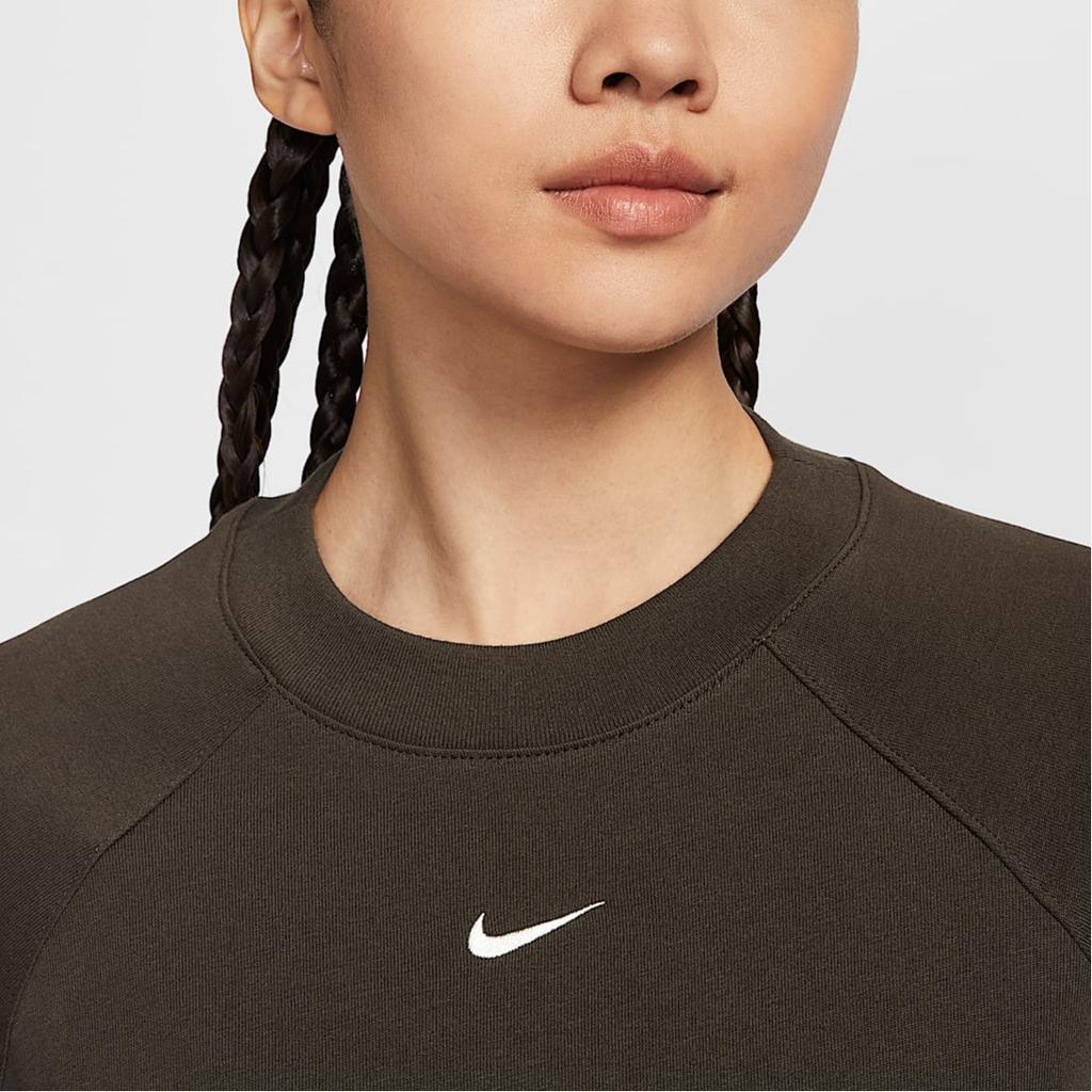Nike Коллекция спортивной одежды Женское платье-футболка HJ0325-220